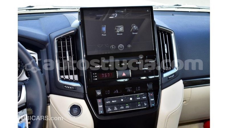 Big with watermark toyota land cruiser anse la raye import dubai 1641