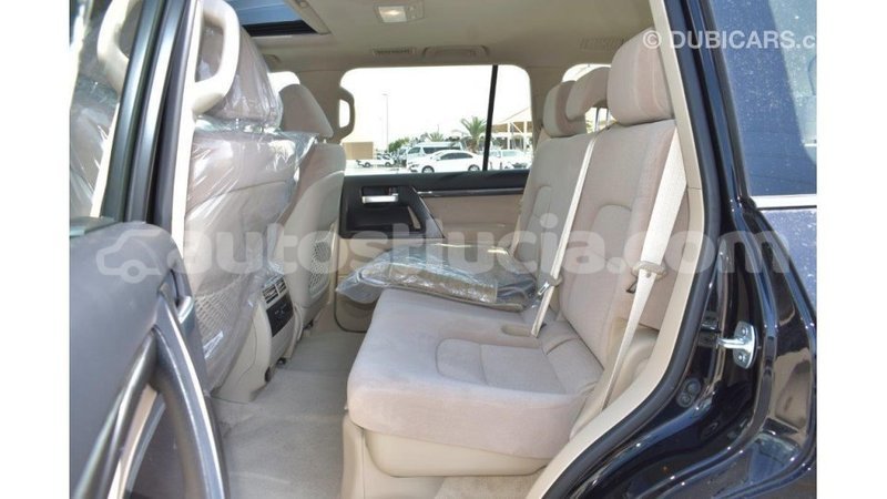 Big with watermark toyota land cruiser anse la raye import dubai 1641