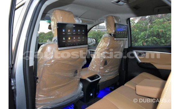 Buy Import Toyota Fortuner Other Car in Import - Dubai in Anse-la-Raye Buy Import Toyota Fortuner Other Car in Import - Dubai in Anse-la-Raye