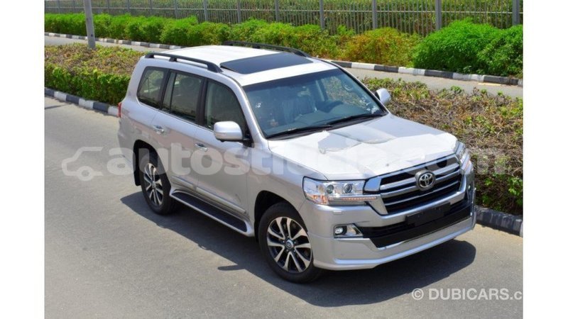 Big with watermark toyota land cruiser anse la raye import dubai 1643