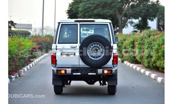 Buy Import Toyota Land Cruiser Other Car in Import - Dubai in Anse-la-Raye Buy Import Toyota Land Cruiser Other Car in Import - Dubai in Anse-la-Raye