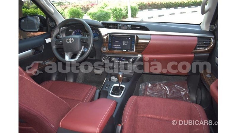 Big with watermark toyota hilux anse la raye import dubai 1646