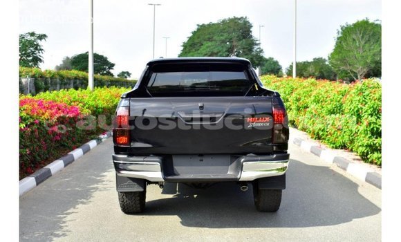 Buy Import Toyota Hilux Black Car in Import - Dubai in Anse-la-Raye Buy Import Toyota Hilux Black Car in Import - Dubai in Anse-la-Raye