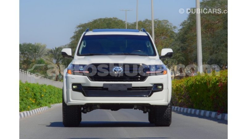 Big with watermark toyota land cruiser anse la raye import dubai 1648