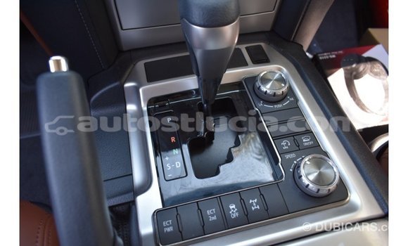 Buy Import Toyota Land Cruiser White Car in Import - Dubai in Anse-la-Raye Buy Import Toyota Land Cruiser White Car in Import - Dubai in Anse-la-Raye