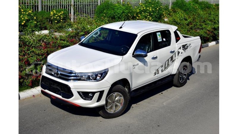 Big with watermark toyota hilux anse la raye import dubai 1651