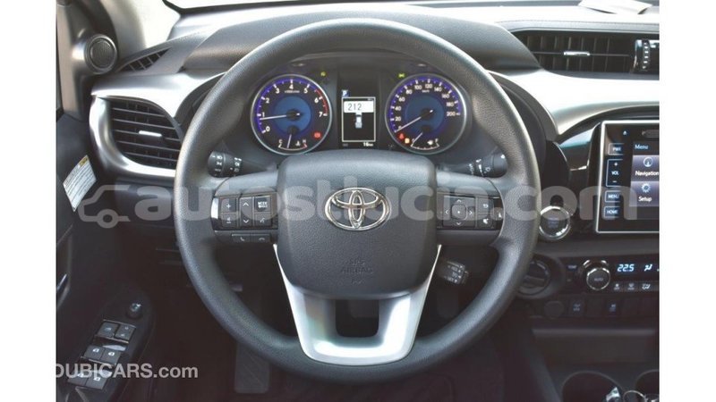 Big with watermark toyota hilux anse la raye import dubai 1651