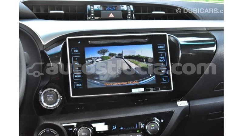 Big with watermark toyota hilux anse la raye import dubai 1651