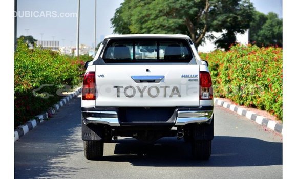 Buy Import Toyota Hilux White Car in Import - Dubai in Anse-la-Raye Buy Import Toyota Hilux White Car in Import - Dubai in Anse-la-Raye