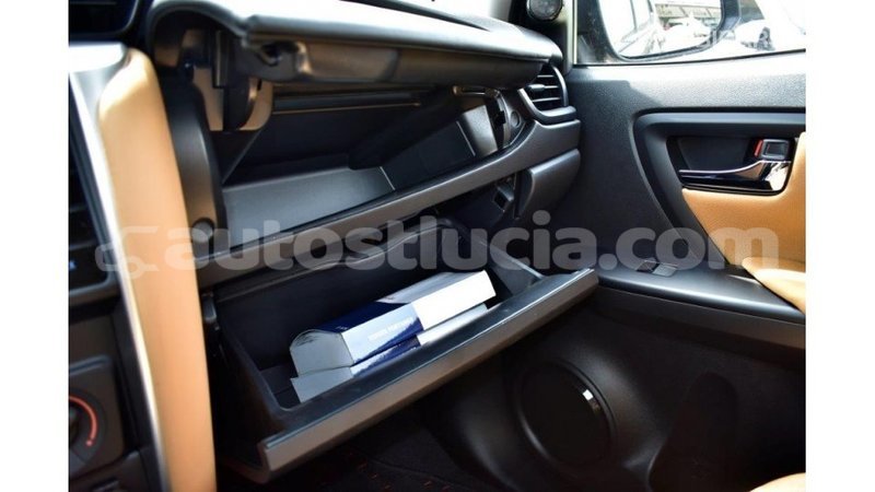 Big with watermark toyota fortuner anse la raye import dubai 1652