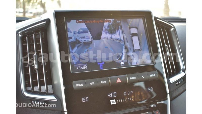 Big with watermark toyota land cruiser anse la raye import dubai 1653