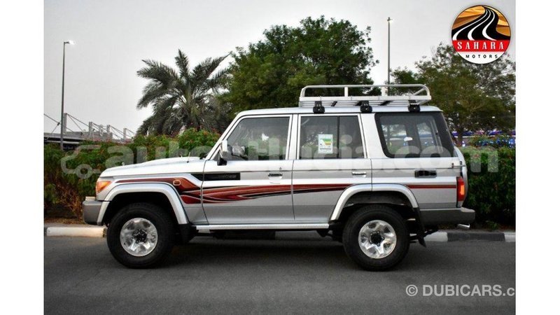 Big with watermark toyota land cruiser anse la raye import dubai 1655