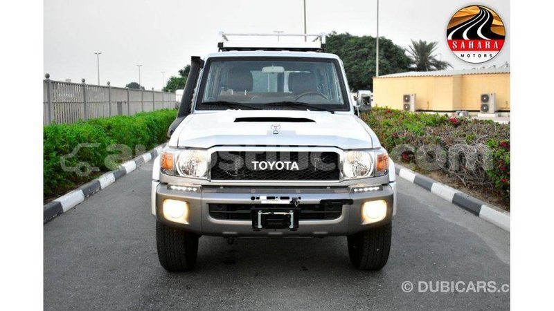 Big with watermark toyota land cruiser anse la raye import dubai 1655