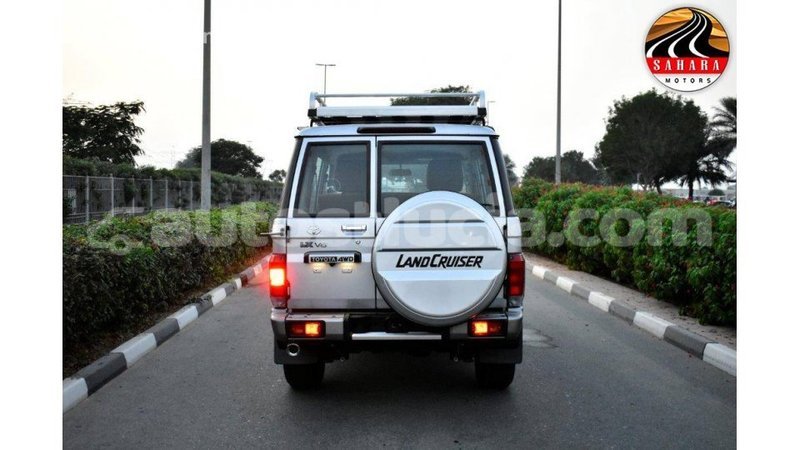 Big with watermark toyota land cruiser anse la raye import dubai 1655