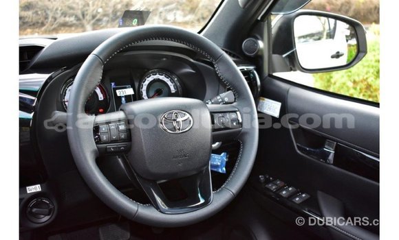 Buy Import Toyota Hilux White Car in Import - Dubai in Anse-la-Raye Buy Import Toyota Hilux White Car in Import - Dubai in Anse-la-Raye