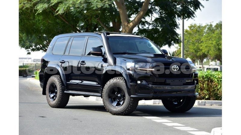 Big with watermark toyota land cruiser anse la raye import dubai 1658