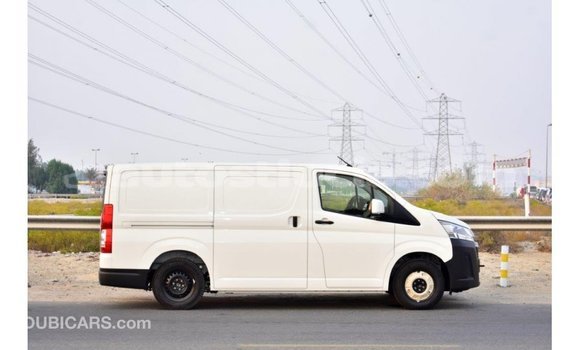 Buy Import Toyota Hiace White Car in Import - Dubai in Anse-la-Raye Buy Import Toyota Hiace White Car in Import - Dubai in Anse-la-Raye