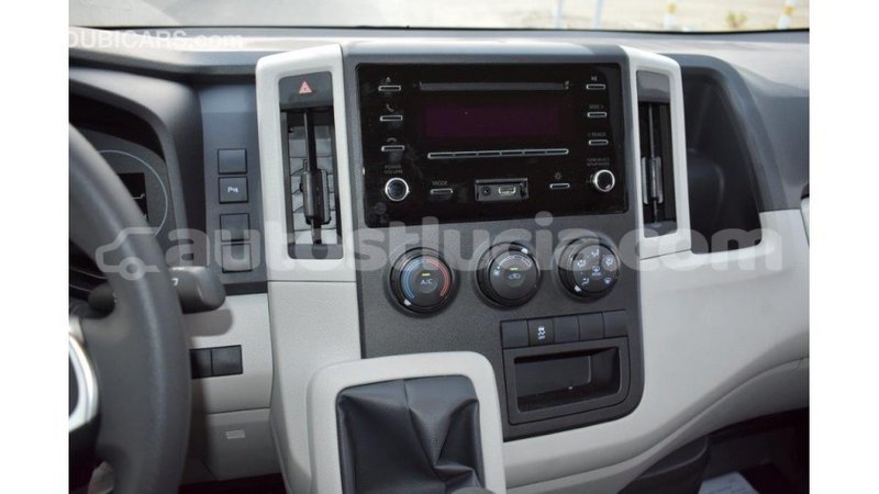 Big with watermark toyota hiace anse la raye import dubai 1660