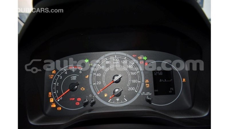 Big with watermark toyota hiace anse la raye import dubai 1660