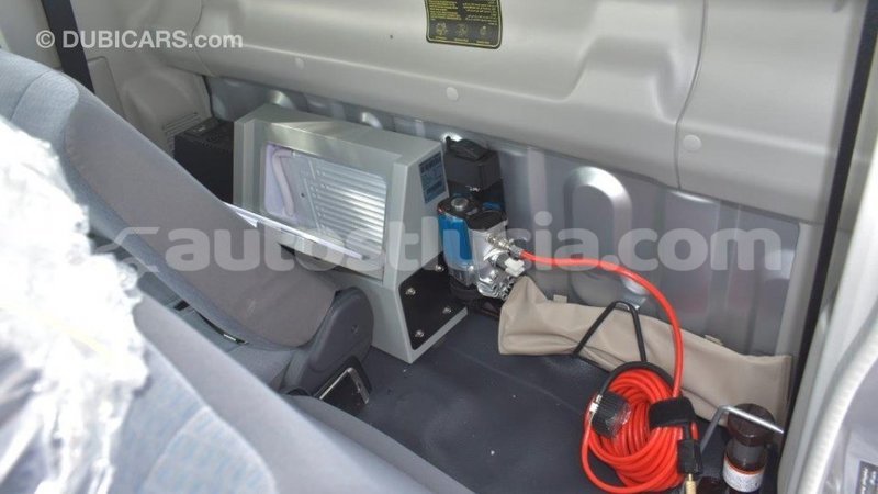 Big with watermark toyota land cruiser anse la raye import dubai 1661