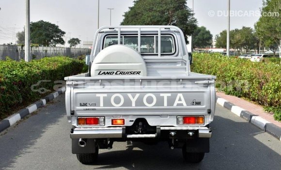Buy Import Toyota Land Cruiser Other Car in Import - Dubai in Anse-la-Raye Buy Import Toyota Land Cruiser Other Car in Import - Dubai in Anse-la-Raye