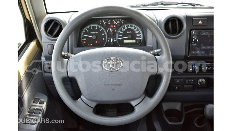 Big with watermark toyota land cruiser anse la raye import dubai 1662