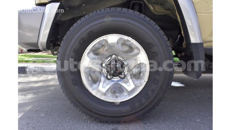 Big with watermark toyota land cruiser anse la raye import dubai 1662