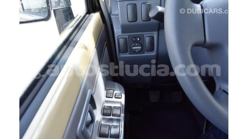 Big with watermark toyota land cruiser anse la raye import dubai 1662