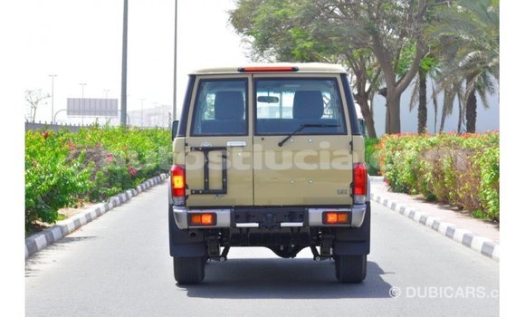 Buy Import Toyota Land Cruiser Beige Car in Import - Dubai in Anse-la-Raye Buy Import Toyota Land Cruiser Beige Car in Import - Dubai in Anse-la-Raye
