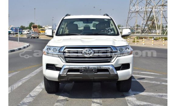 Buy Import Toyota Land Cruiser White Car in Import - Dubai in Anse-la-Raye Buy Import Toyota Land Cruiser White Car in Import - Dubai in Anse-la-Raye