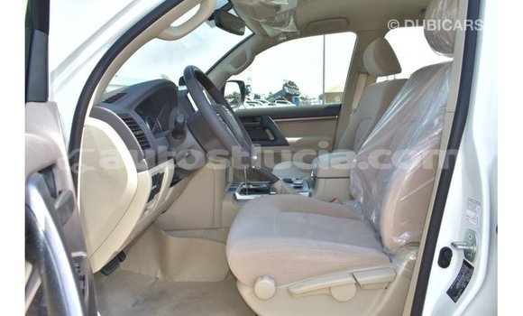 Buy Import Toyota Land Cruiser White Car in Import - Dubai in Anse-la-Raye Buy Import Toyota Land Cruiser White Car in Import - Dubai in Anse-la-Raye