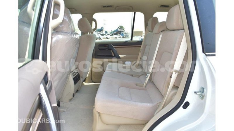 Big with watermark toyota land cruiser anse la raye import dubai 1663