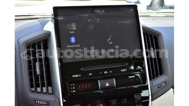 Big with watermark toyota land cruiser anse la raye import dubai 1663