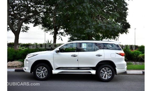 Buy Import Toyota Fortuner White Car in Import - Dubai in Anse-la-Raye Buy Import Toyota Fortuner White Car in Import - Dubai in Anse-la-Raye