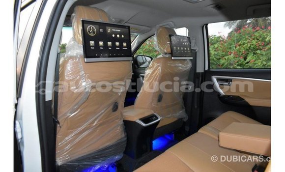 Buy Import Toyota Fortuner White Car in Import - Dubai in Anse-la-Raye Buy Import Toyota Fortuner White Car in Import - Dubai in Anse-la-Raye