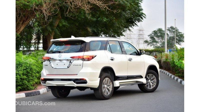 Big with watermark toyota fortuner anse la raye import dubai 1664