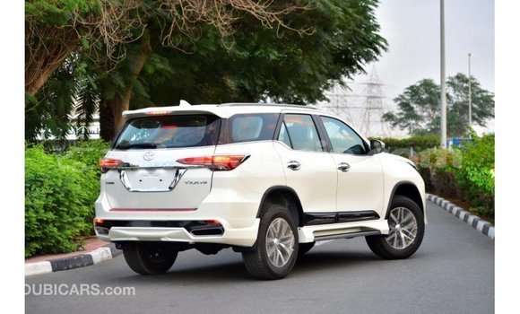 Buy Import Toyota Fortuner White Car in Import - Dubai in Anse-la-Raye Buy Import Toyota Fortuner White Car in Import - Dubai in Anse-la-Raye