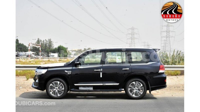 Big with watermark toyota land cruiser anse la raye import dubai 1665