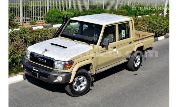 Buy Import Toyota Land Cruiser Beige Car in Import - Dubai in Anse-la-Raye Buy Import Toyota Land Cruiser Beige Car in Import - Dubai in Anse-la-Raye