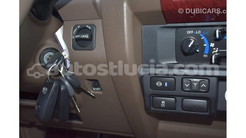 Big with watermark toyota land cruiser anse la raye import dubai 1669