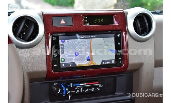 Buy Import Toyota Land Cruiser Beige Car in Import - Dubai in Anse-la-Raye Buy Import Toyota Land Cruiser Beige Car in Import - Dubai in Anse-la-Raye