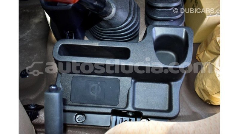 Big with watermark toyota land cruiser anse la raye import dubai 1669