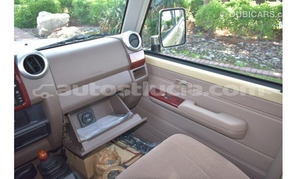 Buy Import Toyota Land Cruiser Beige Car in Import - Dubai in Anse-la-Raye Buy Import Toyota Land Cruiser Beige Car in Import - Dubai in Anse-la-Raye