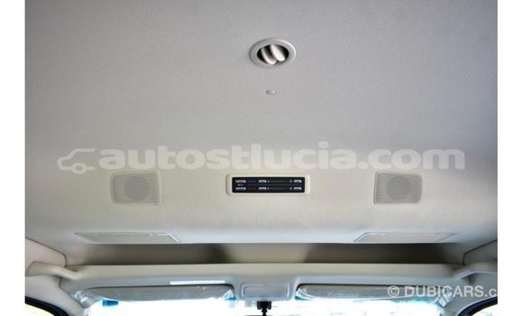 Buy Import Toyota Hiace White Car in Import - Dubai in Anse-la-Raye Buy Import Toyota Hiace White Car in Import - Dubai in Anse-la-Raye