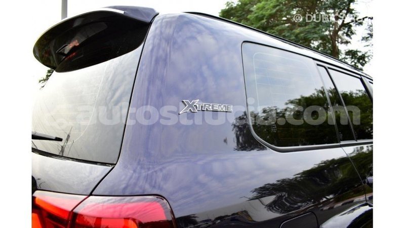 Big with watermark toyota land cruiser anse la raye import dubai 1673