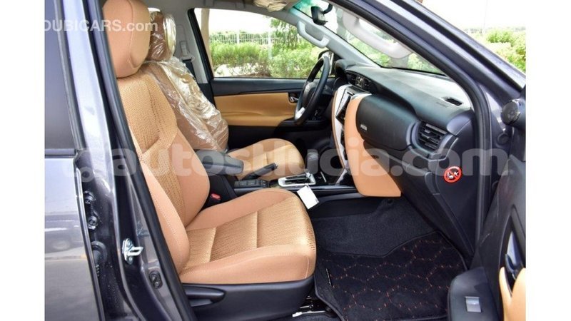 Big with watermark toyota fortuner anse la raye import dubai 1674