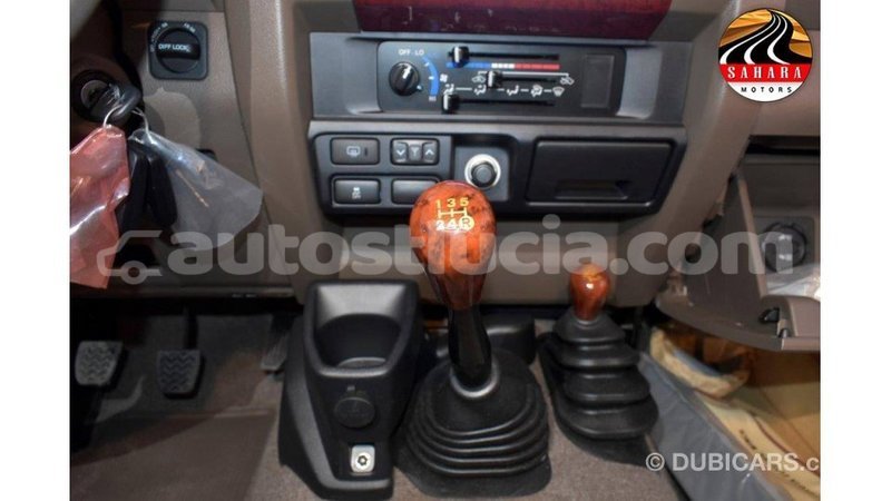 Big with watermark toyota land cruiser anse la raye import dubai 1675