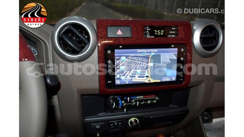Big with watermark toyota land cruiser anse la raye import dubai 1675
