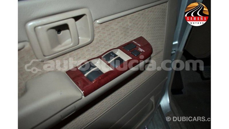 Big with watermark toyota land cruiser anse la raye import dubai 1675