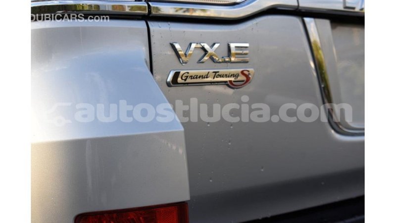 Big with watermark toyota land cruiser anse la raye import dubai 1676